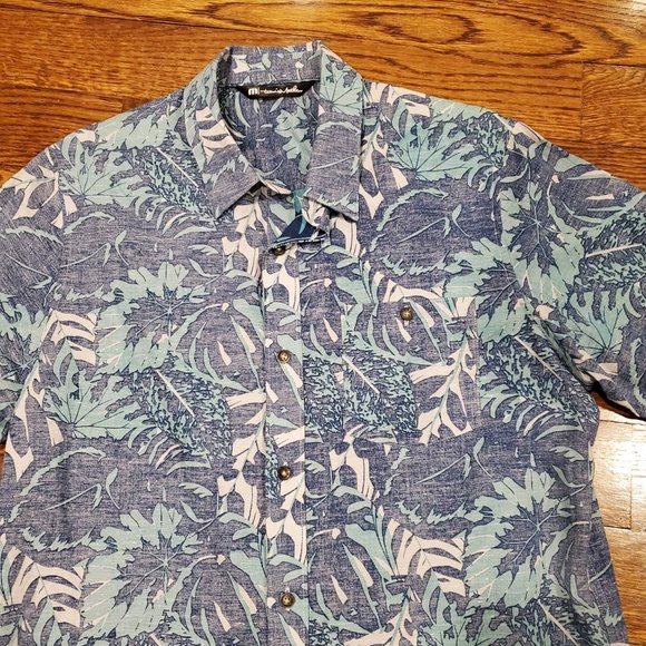 Travis Mathew Aloha button-down shirt - Picture 2 of 6